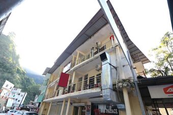 Oyo 22359 Hotel Raj Palace