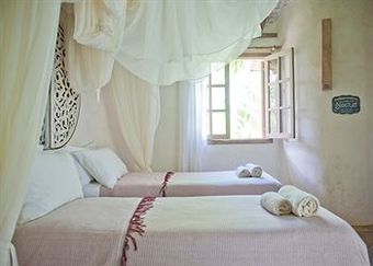 Hostal Butterfly House Bahia