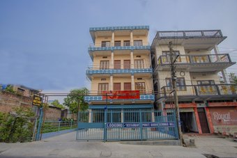 Oyo 377 Hotel White Dove