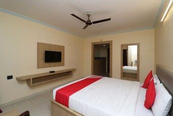 Oyo 36189 Dawat Hotel