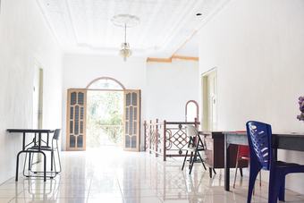 Hotel Reddoorz Near Sultan Hasanuddin Airport 2