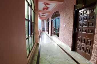 Hotel Oyo 30576 Satyam Regency