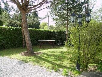 G�te Aux Berges Du Saint Ferr�ol