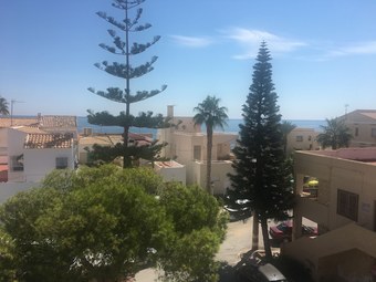 Hostal - Restaurante Playa Azul