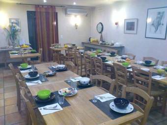 Hotel Le Relais Du Luberon