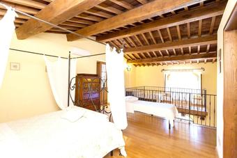House With 4 Bedrooms In Ramazzano - Le Pulci, With Pool Access, Furnished Garden And Wifi