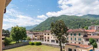 Hostal Bluelake Inn - Ostello