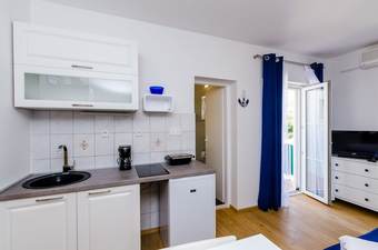 Apartment Orange Tree