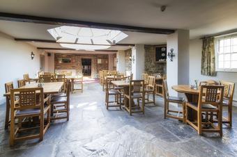 Posada The Abbey Tearoom