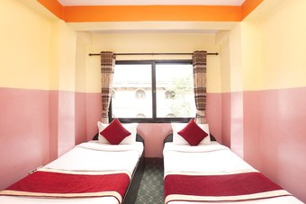 Spot On 465 Hotel Brunei Holiday Inn