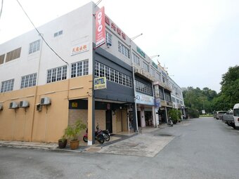 Oyo 1190 Nice Stay Hotel