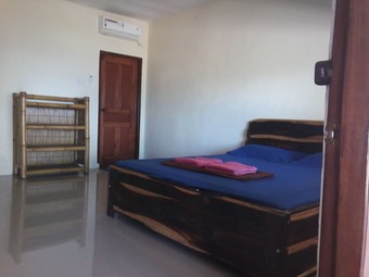 Hostal East Lombok Dive Hotel - Hostel
