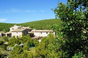 Villa With 4 Bedrooms In Simaine La Rotonde, With Pool Access, Furnished Garden And Wifi