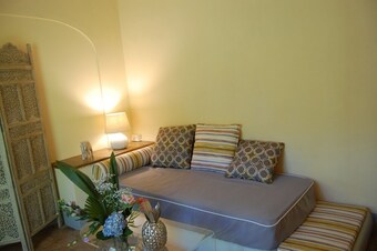 Bed & Breakfast Beyond The Garden