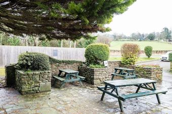 Hostal The Old Pandy Inn Bunkhouse