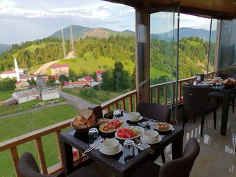 Hotel Sihkirani Sisdagi Zirve Otel