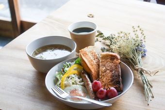 Hostal Tagore Harbor Hostel