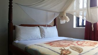 Windsor Hotel Pakwach