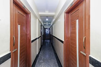 Oyo 30537 Hotel Megharaj