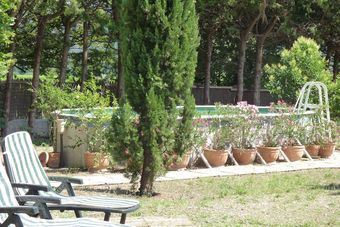 Au Mas Saint Pierre - Entre Tilleul Et Micocoulier