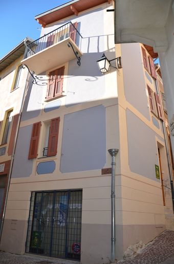 G�te La Tour D'angle