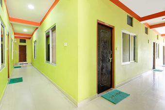 Spot On 546 Hotel Riverside