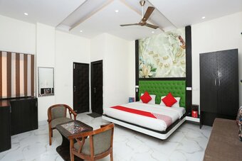 Oyo 30642 Hotel Sumanglam