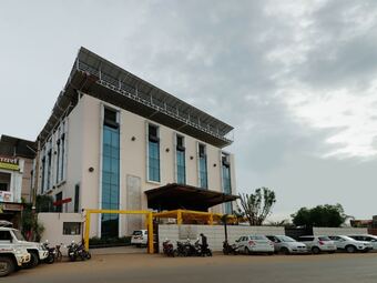 Hotel Palette - The Grand Sita