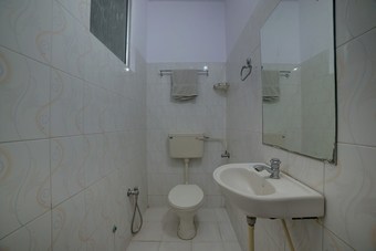 Oyo 30243 Hotel Sanwariya Bhagwan