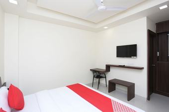 Hotel Oyo 24707 Comfort Inn