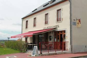 Hotel La Claie Des Champs