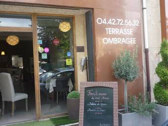 Hotel Logis H�tel La Feni�re