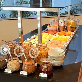 Pinn� Business Hotel