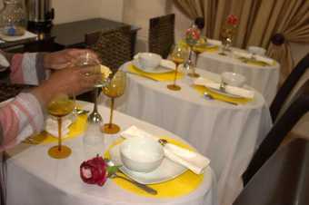 Hotel Up 2 Date Guest House