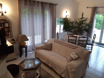 Bed & Breakfast Suite Sup�rieure - Villa La Licorne