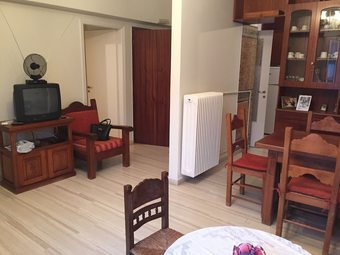 Spacious 3 Bedroom 5bed Apartment - Adults Only