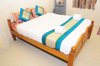 Hotel Ss Residency