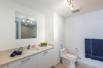 Apartamentos Modern, Cozy 2 Bdr With Balcony,steps From Beach