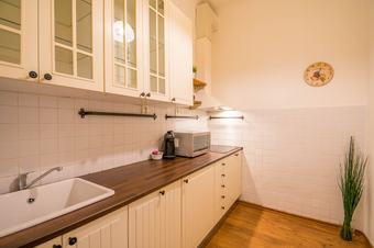 Chest Design Apartments