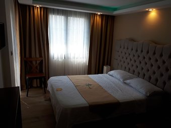 The Klazomenai Marine Hotel