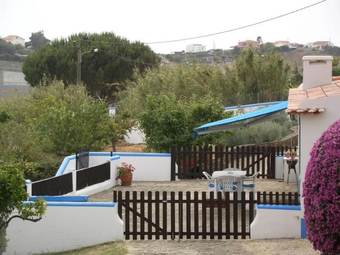 House With One Bedroom In Mafra, With Wonderful Mountain View, Pool Access, Enclosed Garden - 5 Km From The Beach