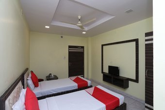 Oyo 29689 Hotel Pramod