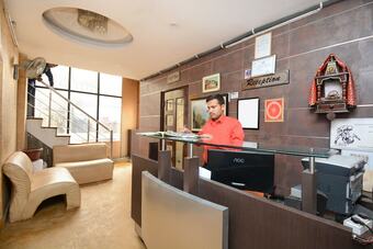 Oyo 30977 Hotel Prem Nisarga