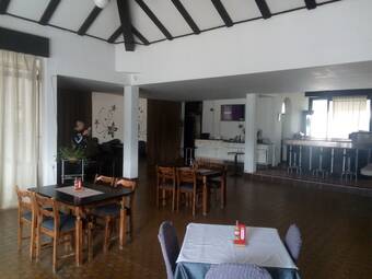 Hotel Motel Licki Krovovi