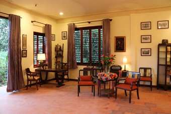 Hotel Ivory Falls Villa