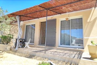 House With One Bedroom In Aureille, With Pool Access, Enclosed Garden And Wifi