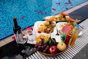 Hotel Golden Emerald Resort