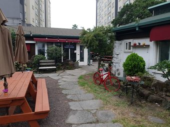 Hostal Guesthouse Party Free Pub - Hostel