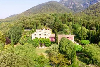 Hotel Mansion With 9 Bedrooms In Sales De Llierca, With Wonderful Mountain View, Private Pool, Furnished Garden - 68 Km From The Slopes