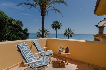 Super Front Line Location Apartment - Heated Pool